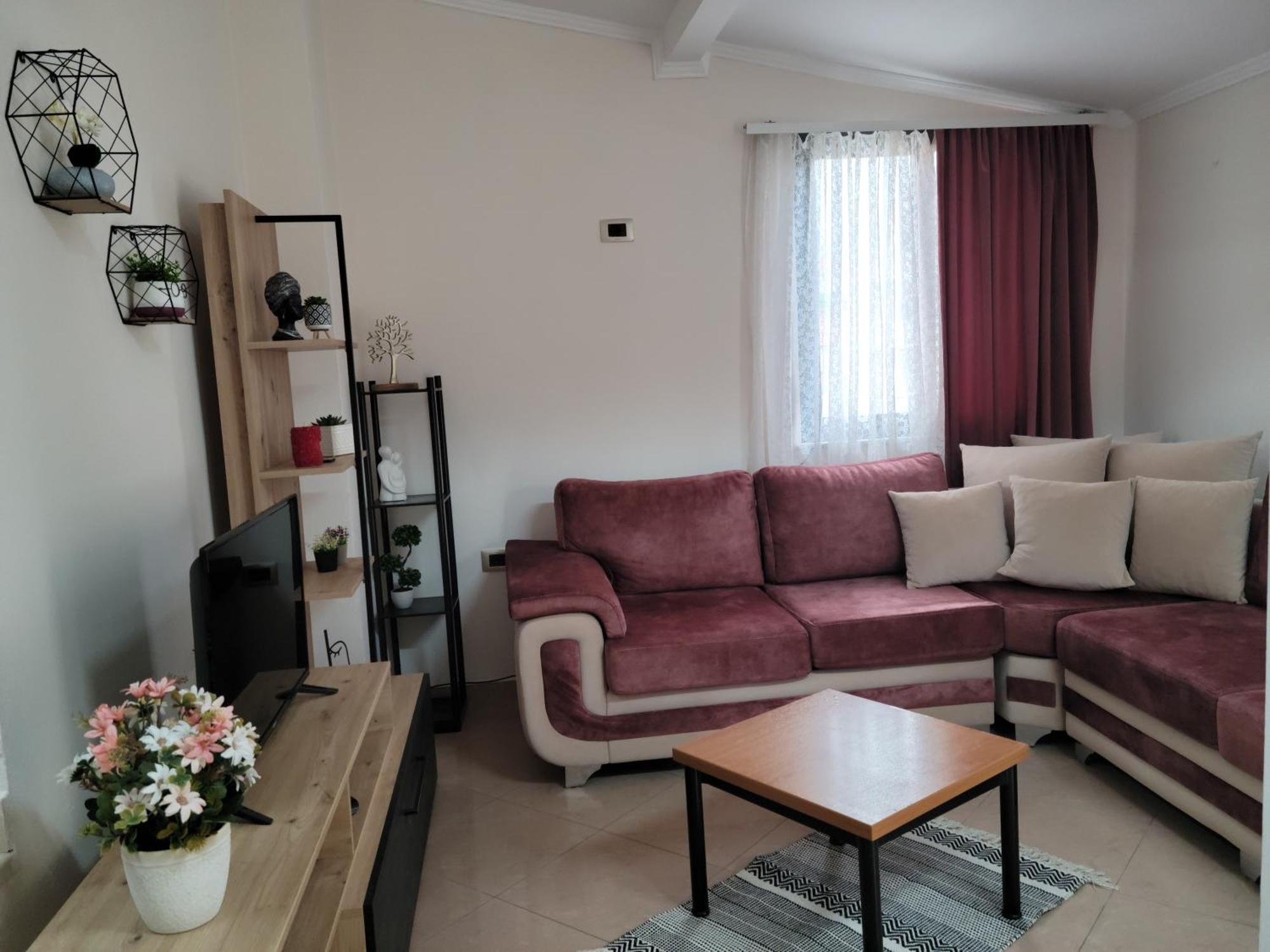 Gledis Appartment Tirana Esterno foto