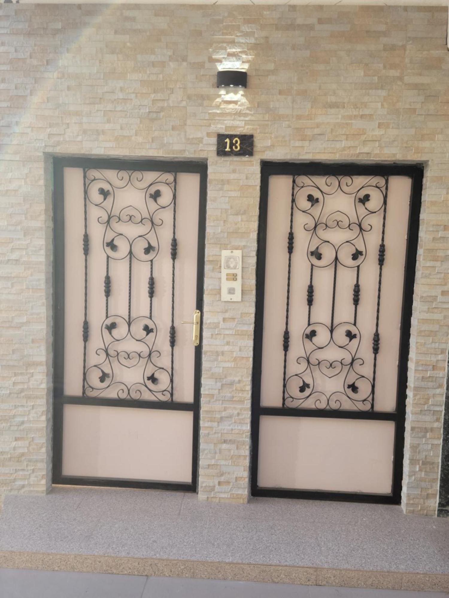 Gledis Appartment Tirana Esterno foto